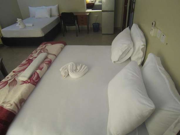 Imagen de la habitación del Hotel FQ. Foto 2