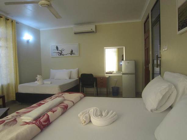 Imagen de la habitación del Hotel FQ. Foto 6