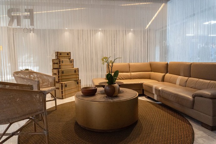 Imagen de los interiores del Hotel FR. Foto 20