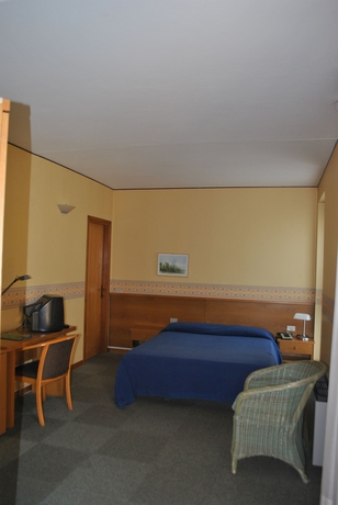Imagen de la habitación del Hotel FRANCIACORTA GOLF. Foto 1