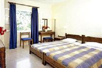 Imagen de la habitación del Hotel FROSINI GARDENS. Foto 2