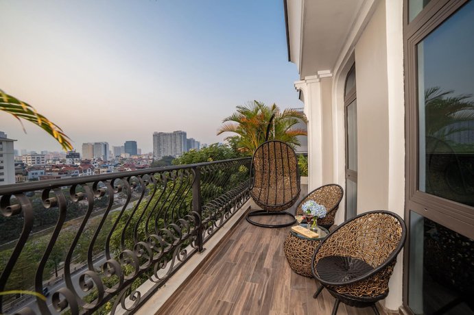Imagen de la habitación del Hotel FTE Ba Dinh. Foto 5