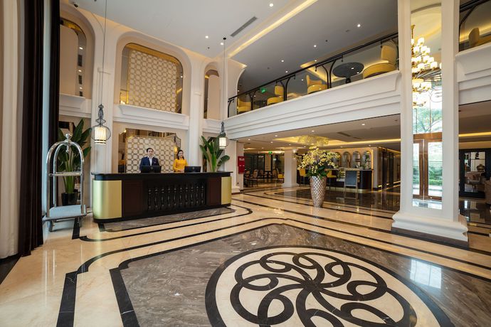 Imagen de los interiores del Hotel FTE Ba Dinh. Foto 20