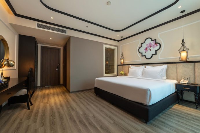 Imagen de la habitación del Hotel FTE Ba Dinh. Foto 11