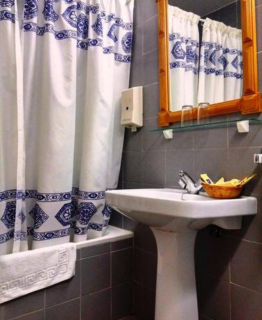 Imagen de la habitación del Hotel FUERTESCUSA. Foto 6