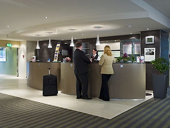 Imagen de los exteriores del Hotel FUERTHER MERCURE NUERNBERG WES. Foto 11