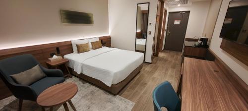 Imagen de la habitación del Hotel FUJITAYA Quer&eacute;taro, Juriquilla. Foto 17