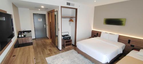 Imagen de la habitación del Hotel FUJITAYA Quer&eacute;taro, Juriquilla. Foto 20