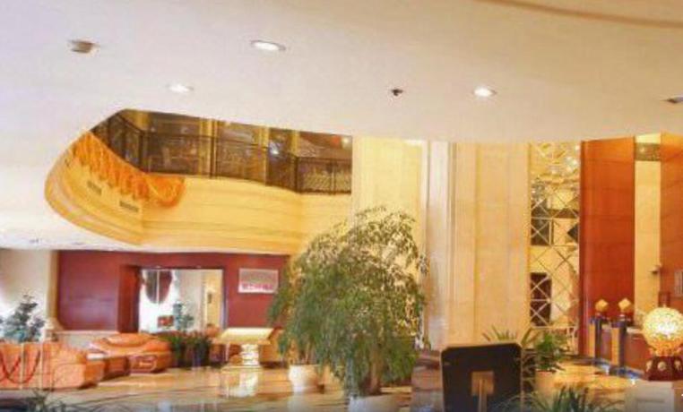 Imagen de los interiores del Hotel FULING. Foto 6