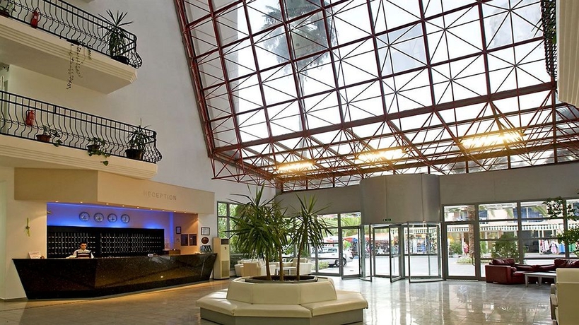 Imagen de los interiores del Hotel FUN AND SUN SMART VOXX RESORT. Foto 13