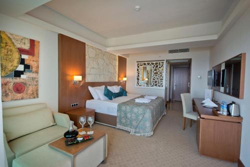 Imagen de la habitación del Hotel FUN&SUN Life Belek, Serik. Foto 6