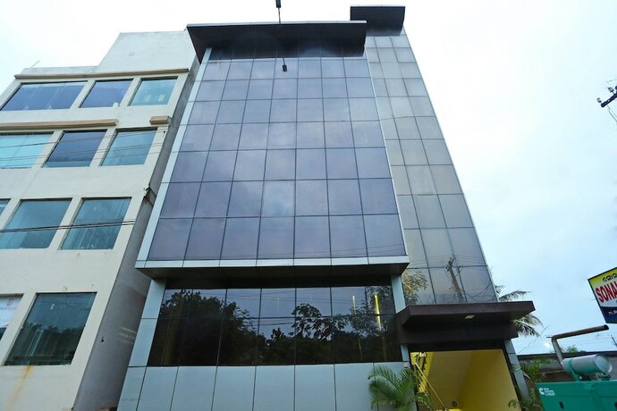 Imagen general del Hotel Fab Seven Inn 3 0 - Nr Care Hospital. Foto 7