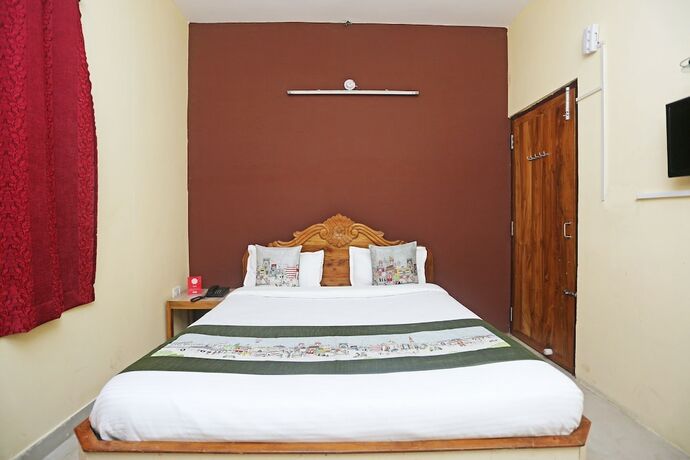 Imagen general del Hotel Fab Seven Inn 3 0 - Nr Care Hospital. Foto 10