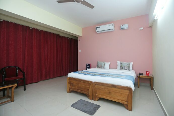 Imagen general del Hotel Fab Seven Inn 3 0 - Nr Care Hospital. Foto 13