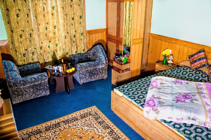 Imagen general del Hotel FabAditya Home Stay. Foto 1