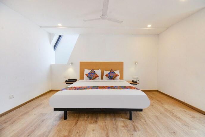 Imagen general del Hotel FabAlpha Center. Foto 3