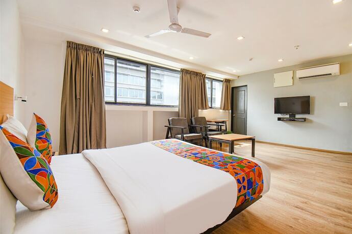 Imagen general del Hotel FabAlpha Center. Foto 12