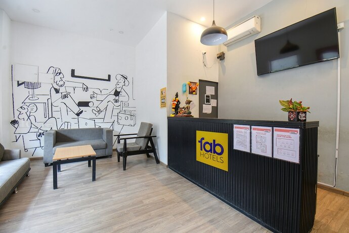 Imagen general del Hotel FabAlpha Center. Foto 17