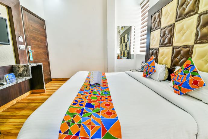 Imagen de la habitación del Hotel FabAman Residency. Foto 11