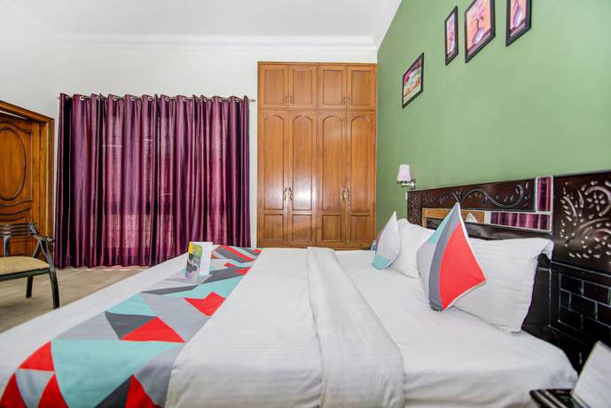 Imagen de la habitación del Hotel FabAshray. Foto 10