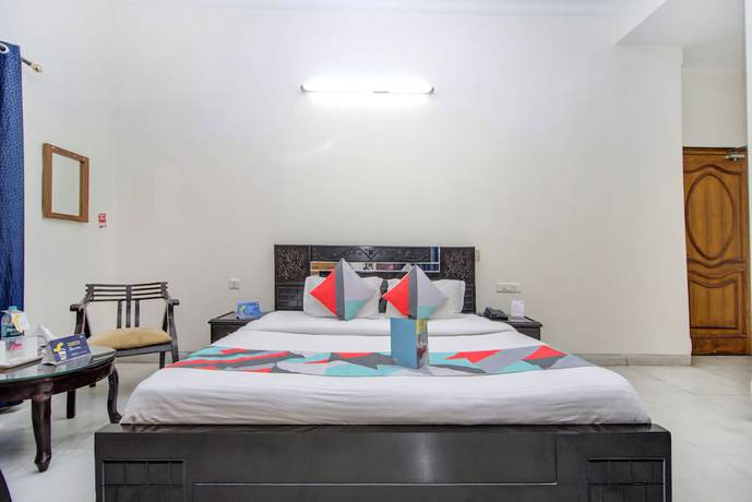 Imagen de la habitación del Hotel FabAshray. Foto 11