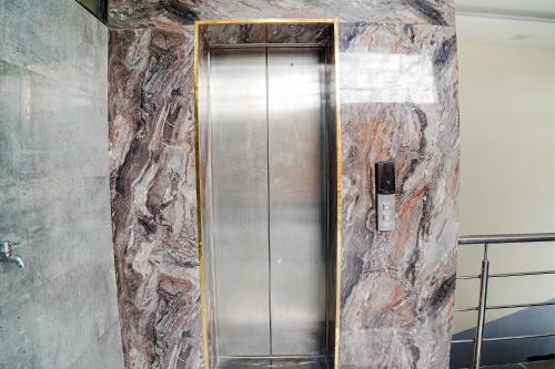 Imagen general del Hotel FabBrij Residency. Foto 4