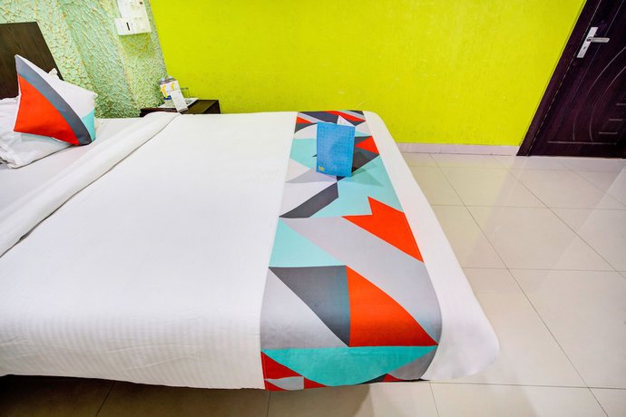 Imagen de la habitación del Hotel FabChirom Palace. Foto 9