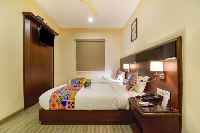 Imagen de la habitación del Hotel FabEco Stay. Foto 10