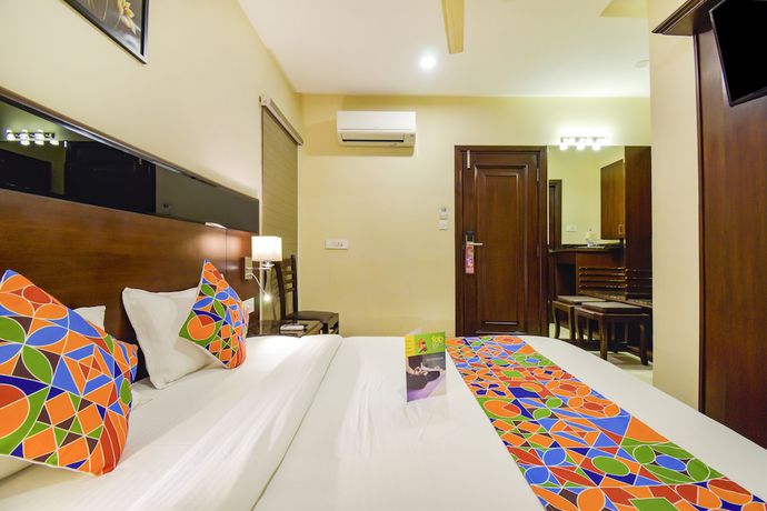 Imagen de la habitación del Hotel FabEco Stay. Foto 14