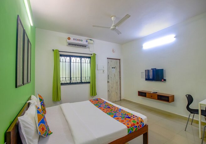 Imagen general del Hotel FabEscape SK Studios With Pool and GYM, Arpora. Foto 3