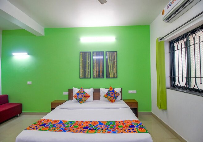 Imagen general del Hotel FabEscape SK Studios With Pool and GYM, Arpora. Foto 7