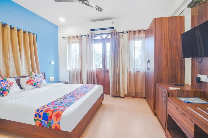 Imagen general del Hotel FabExpress Coco Goa Resort With Pool, Arpora. Foto 9