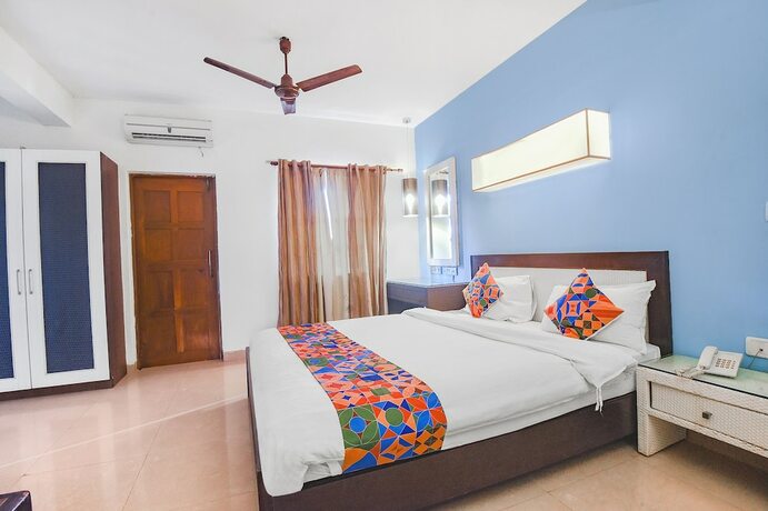 Imagen de la habitación del Hotel FabExpress Coco Goa Resort With Pool, Arpora. Foto 19