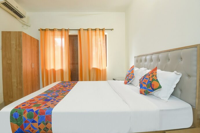 Imagen general del Hotel FabExpress De Classio With Pool, Candolim. Foto 4