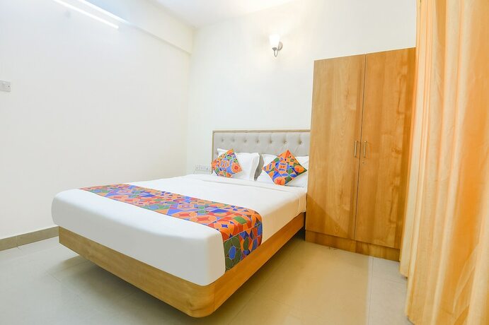 Imagen general del Hotel FabExpress De Classio With Pool, Candolim. Foto 9
