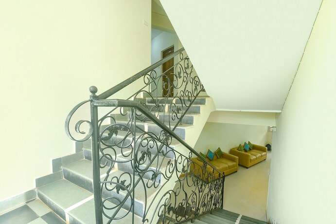 Imagen general del Hotel FabExpress De Classio With Pool, Candolim. Foto 17