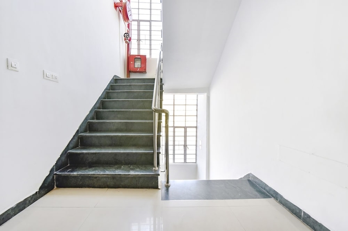 Imagen de los interiores del Hotel FabExpress Kothari Inn. Foto 15