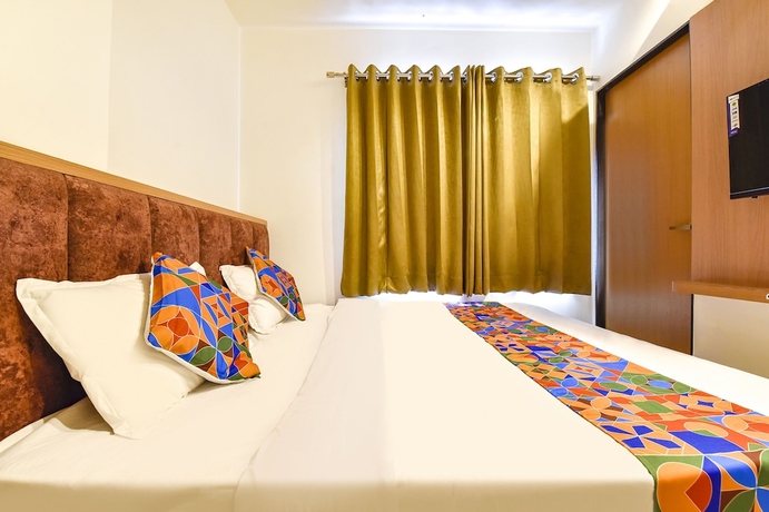 Imagen de la habitación del Hotel FabExpress Kothari Inn. Foto 11