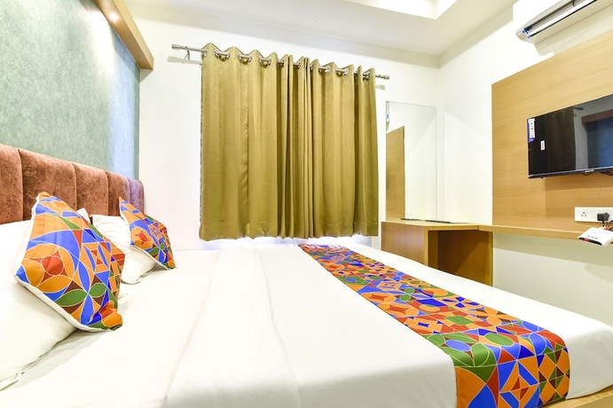Imagen de la habitación del Hotel FabExpress Kothari Inn. Foto 13