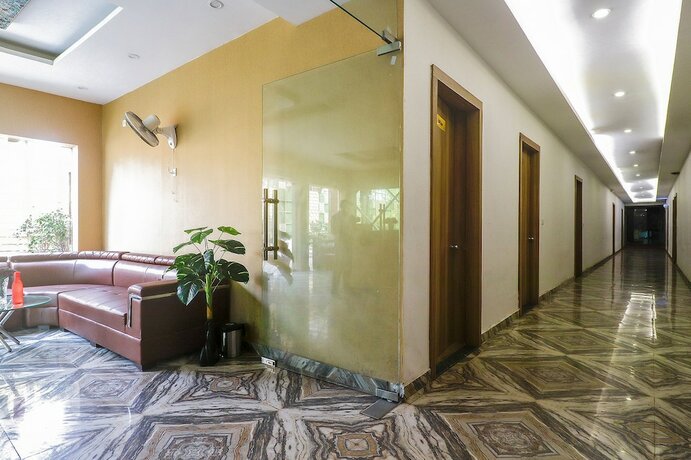 Imagen general del Hotel FabExpress Le Gardenia. Foto 11