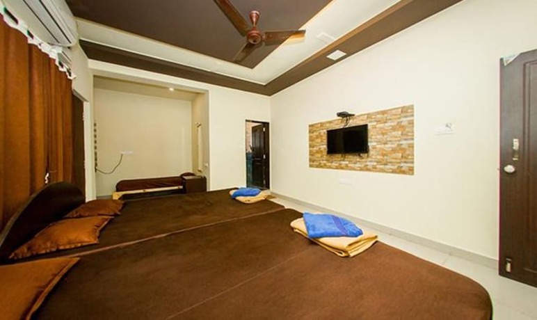 Imagen general del Hotel FabExpress Morjim Highland With Swimming Pool. Foto 1