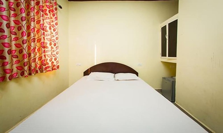 Imagen general del Hotel FabExpress Morjim Highland With Swimming Pool. Foto 14