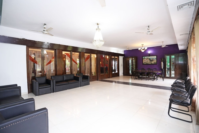 Imagen de los interiores del Hotel FabExpress Pulse Impulse. Foto 14