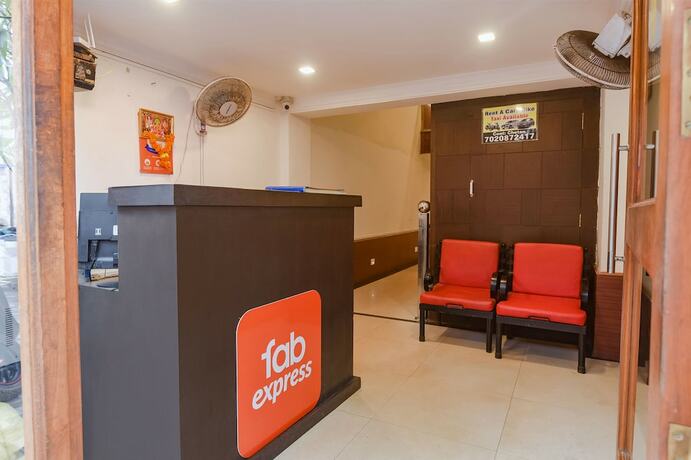 Imagen general del Hotel FabExpress Raj Imperial by Rivasa, Calangute. Foto 3