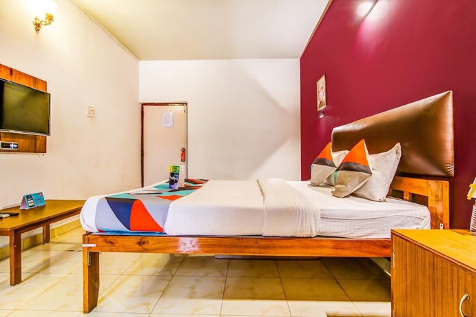 Imagen de la habitación del Hotel FabExpress Seafinity Resort. Foto 9