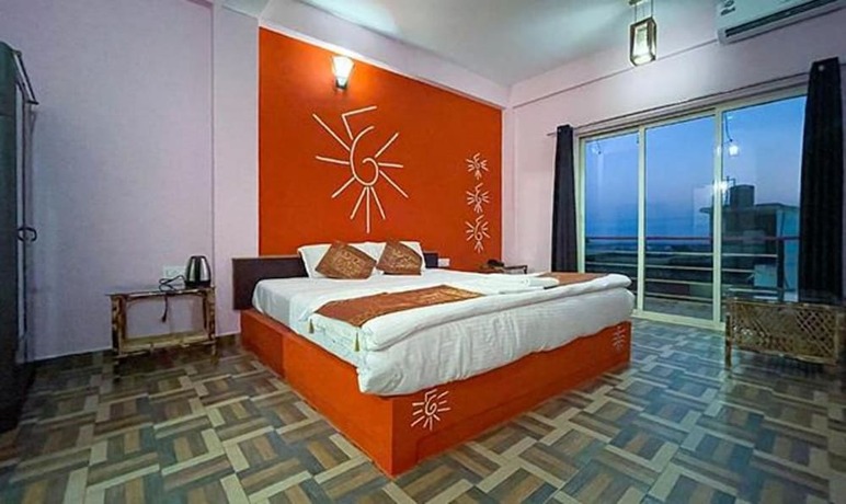 Imagen general del Hotel FabExpress The Voyage, Morjim. Foto 1