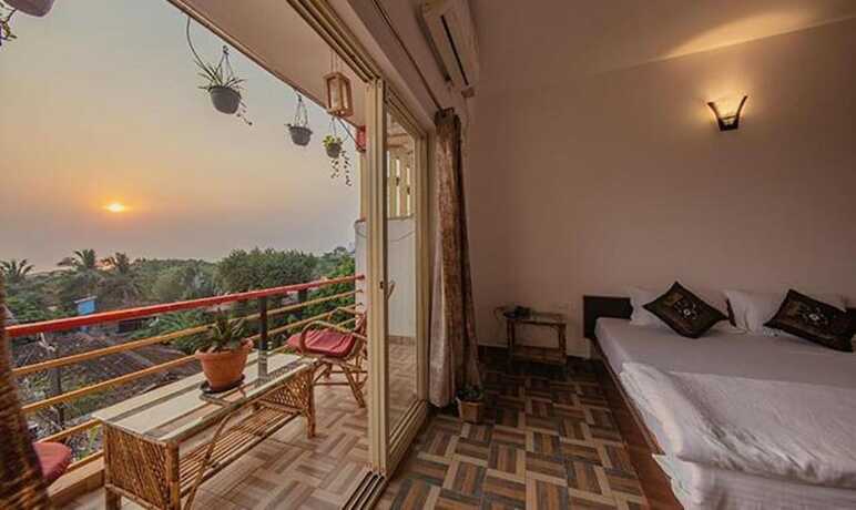 Imagen general del Hotel FabExpress The Voyage, Morjim. Foto 11