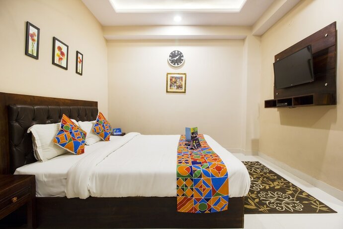 Imagen general del Hotel FabExpress Travelers Lodge. Foto 12