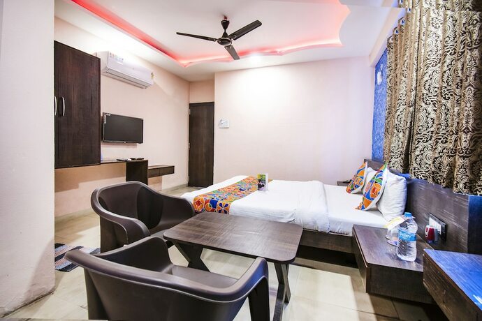 Imagen general del Hotel FabExpress Vijay Nagar Extention. Foto 7