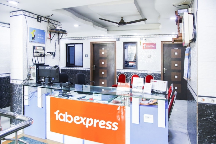 Imagen de los interiores del Hotel FabExpress Vinita Welcome. Foto 19